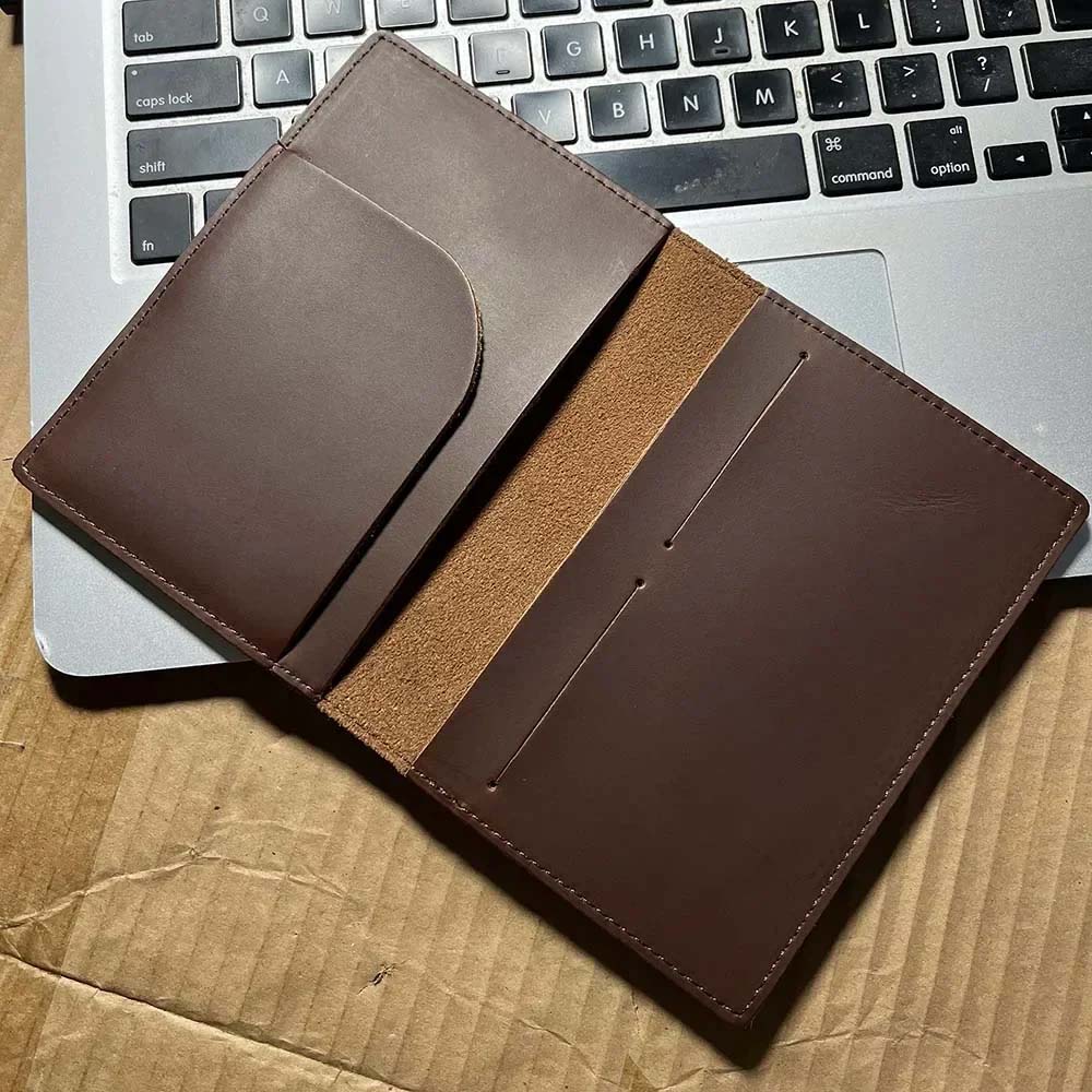 Personalised Leather Irish Pas - огляд і ціна Phone Cases Ireland